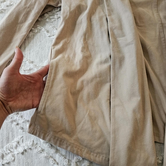 Pact Airport Super Soft Cardigan Tan XL - Picture 5 of 7